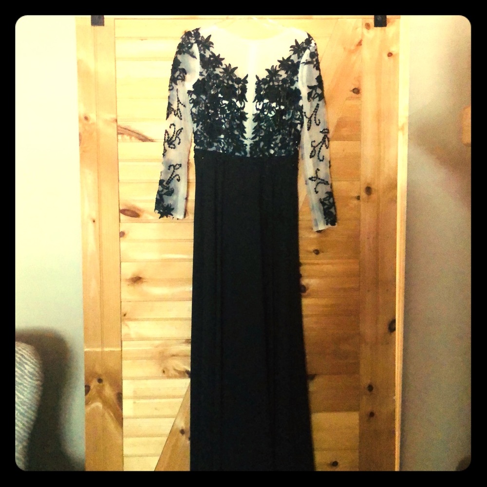 Prom dress never worn